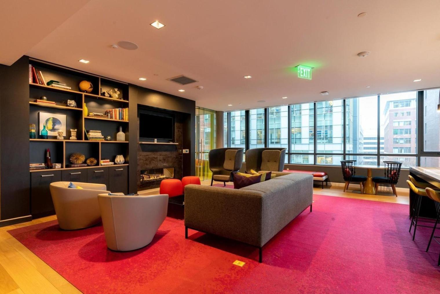 Kendall Sq Studio W Gym Wd By Mit Mgh River Bos-67